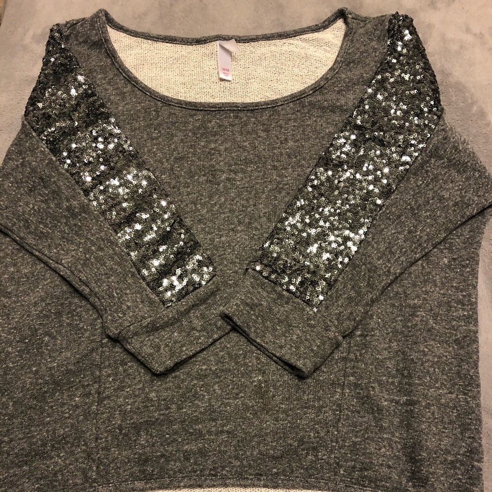 Xhilaration: High-Low 3/4 Sleeve Sequin Sweatshirt